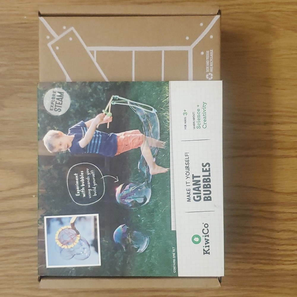 KiwiCo Giant Bubbles